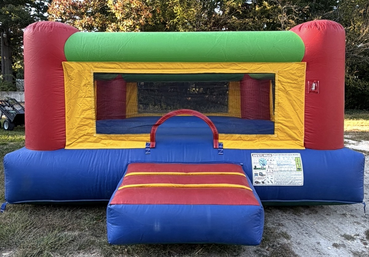Bounce House in Sewell