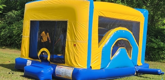 4-in-1 Kids Playhouse (Ages 10 & Under) in Nashville
