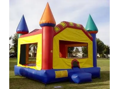 XL Bounce house in  Crockett