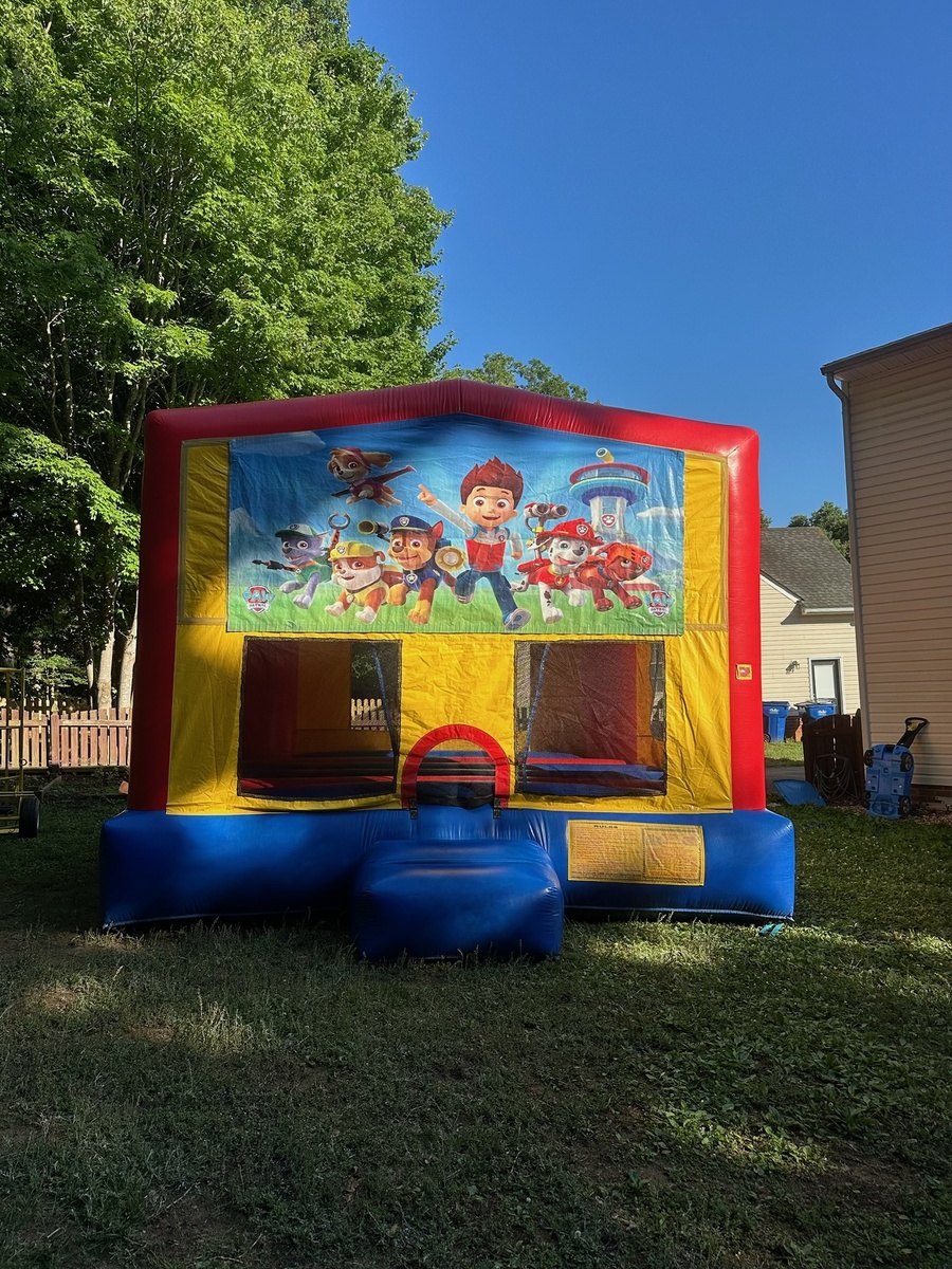 Paw Patrol Bounce House in Petersburg