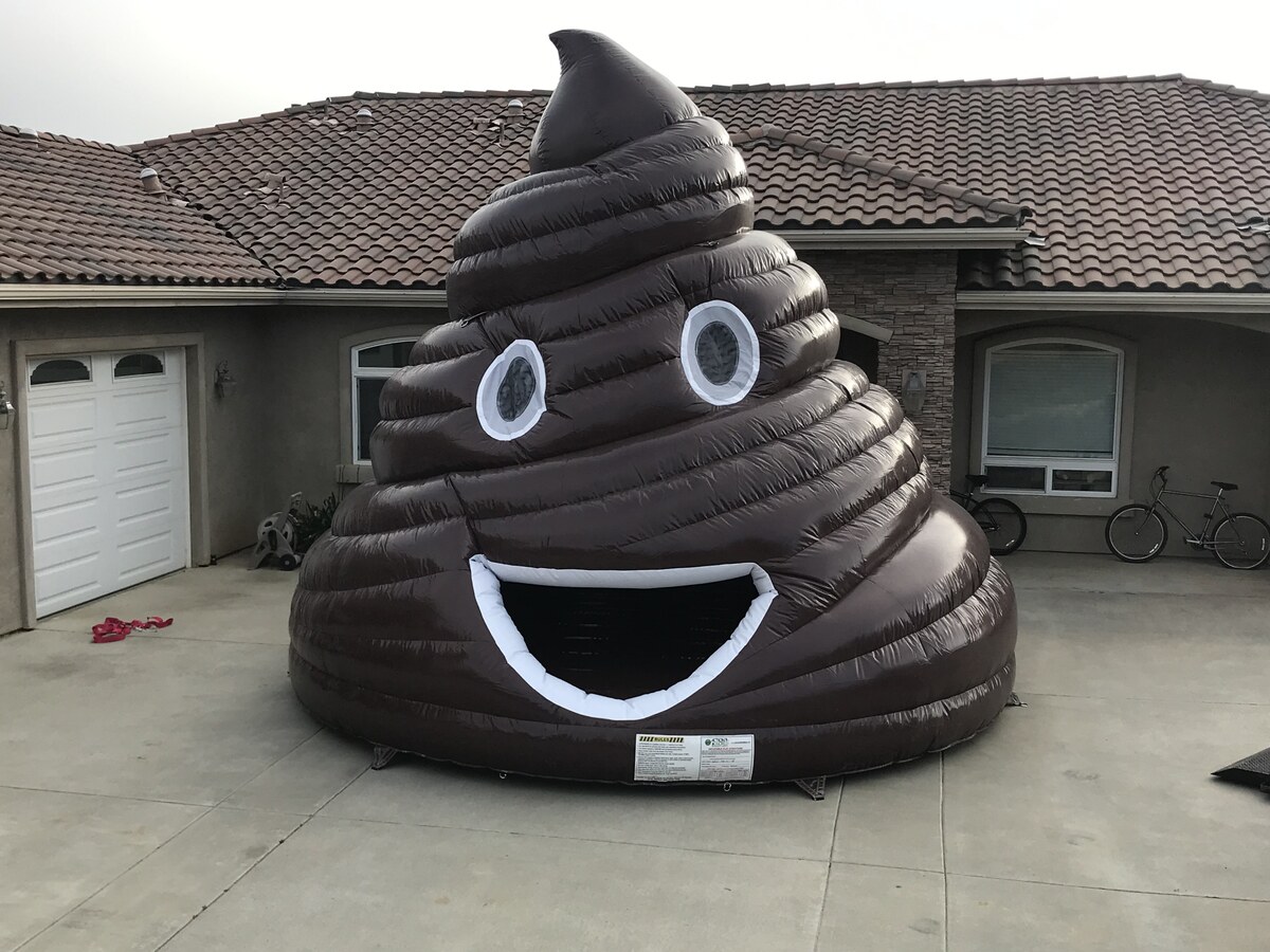 Poop Bouncer in La Mesa