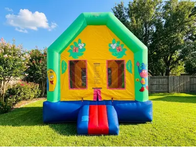 Dora The Explorer Bounce House in Winter haven
