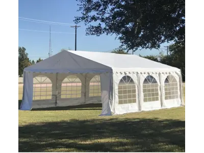 20 x 20 Tent in Ocean Isle Beach