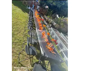 Black Folding Chairs in Belle Isle