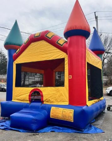 Multicolor Castle Bounce House 13x13