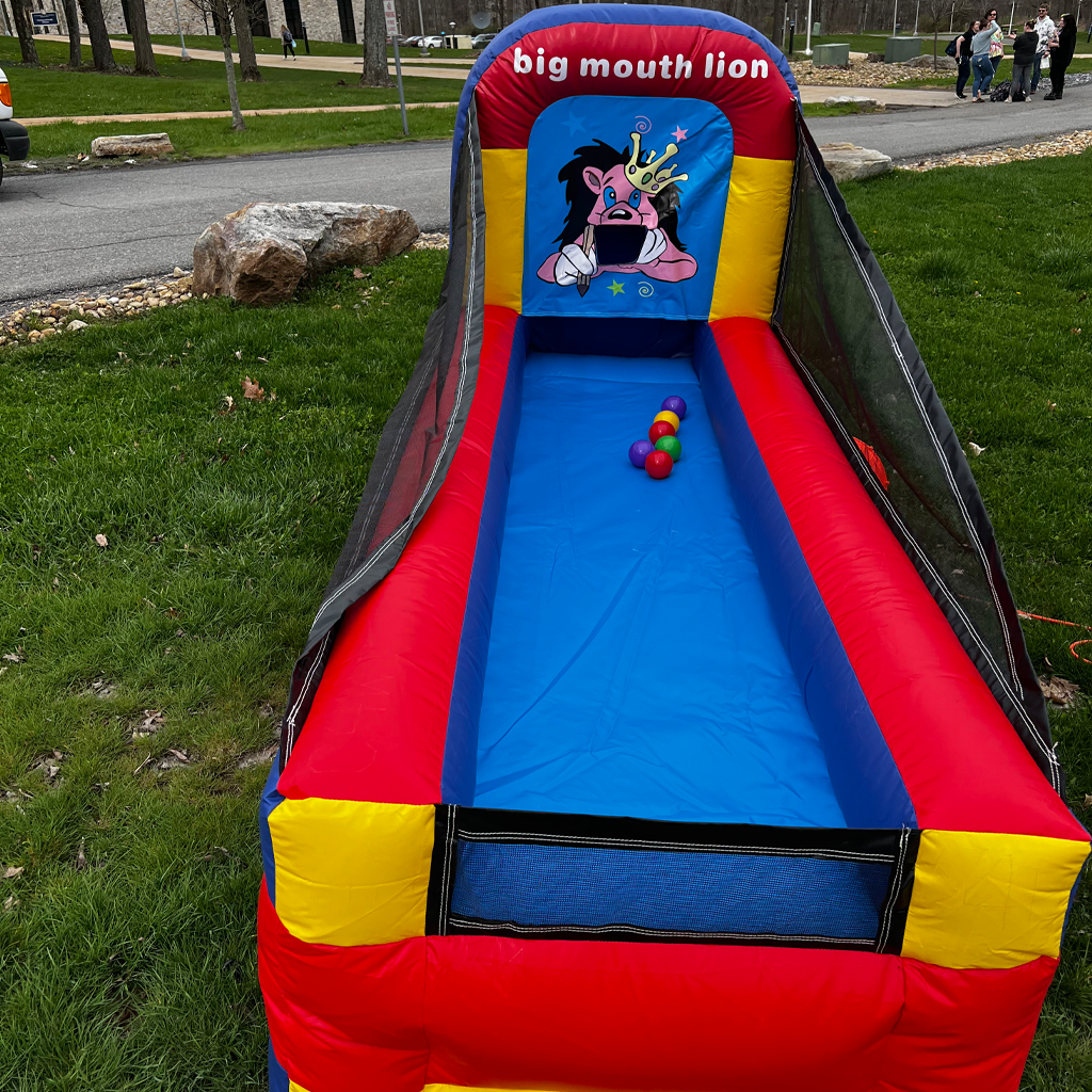 Inflatable Lion Toss