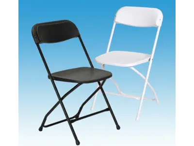 Black Folding Chairs in Belle Isle