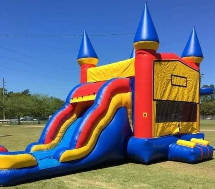 Classic Castle Combo Bounce House with Slide (Wet or Dry) in Chickasaw