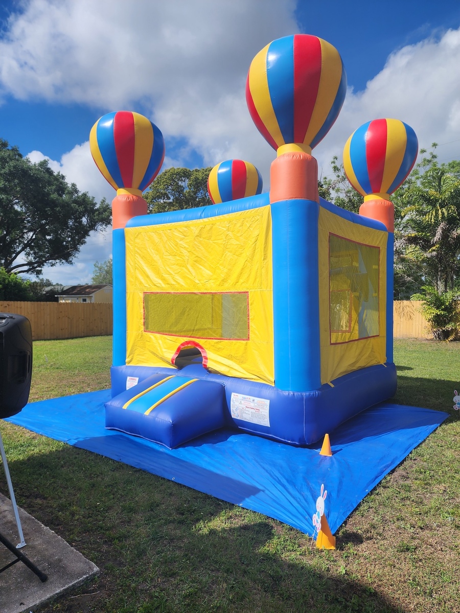 Balloon Bounce House