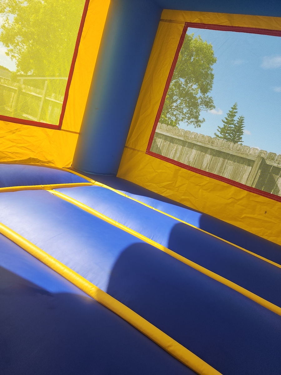 Balloon Bounce House
