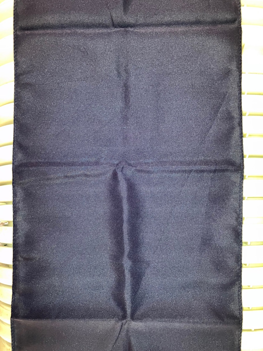 Blue table runner in Mount Arlington