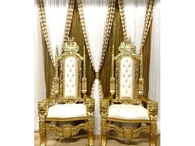 LION KING GOLD THRONE CHAIR WITH WHITE/IVORY LEATHER