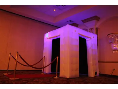 Inflatable Photo Booth (White Box Style)