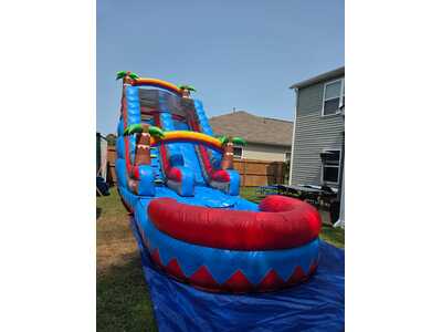 Splashdown Palms Water Slide
