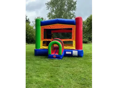 New- Castle  Bounce House: no corner points in Grafton