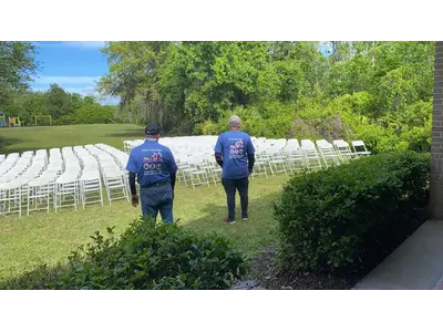 White folding chairs in orlando