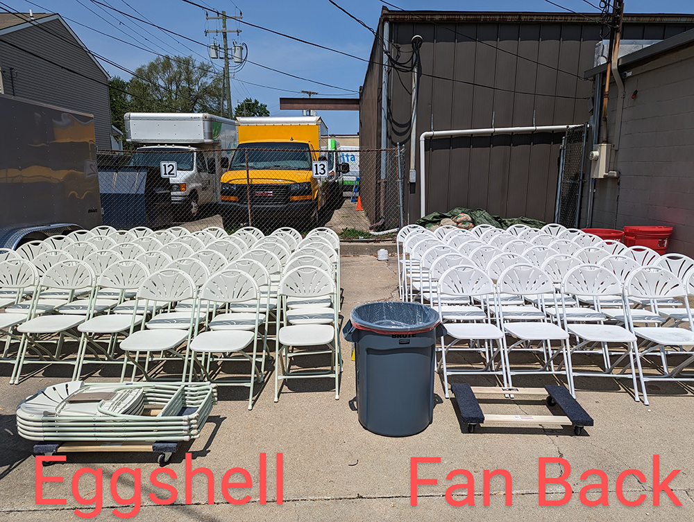 Eggshell Fan Back Folding Chair in Flint