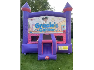 Gracie’s Corner in Madison Heights