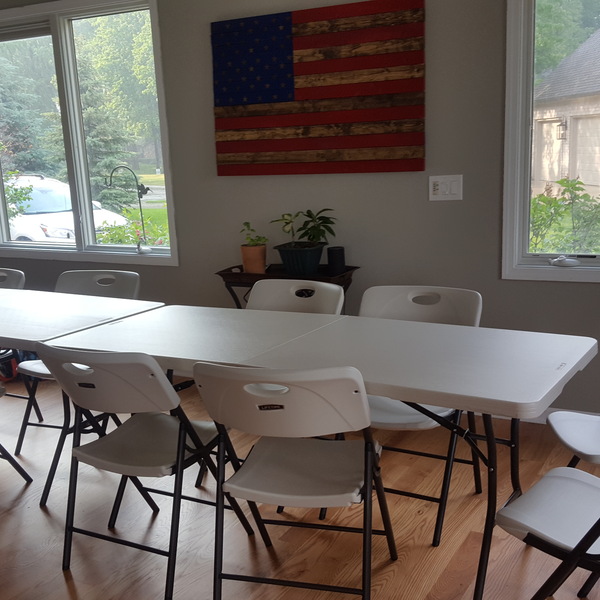 Tables/chairs /Generator