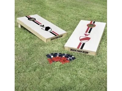 Cornhole in Pearl