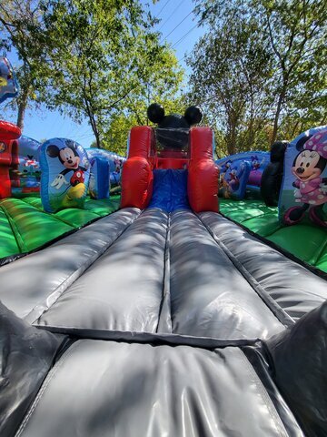 #425 Mickey mouse play ground in San Antonio