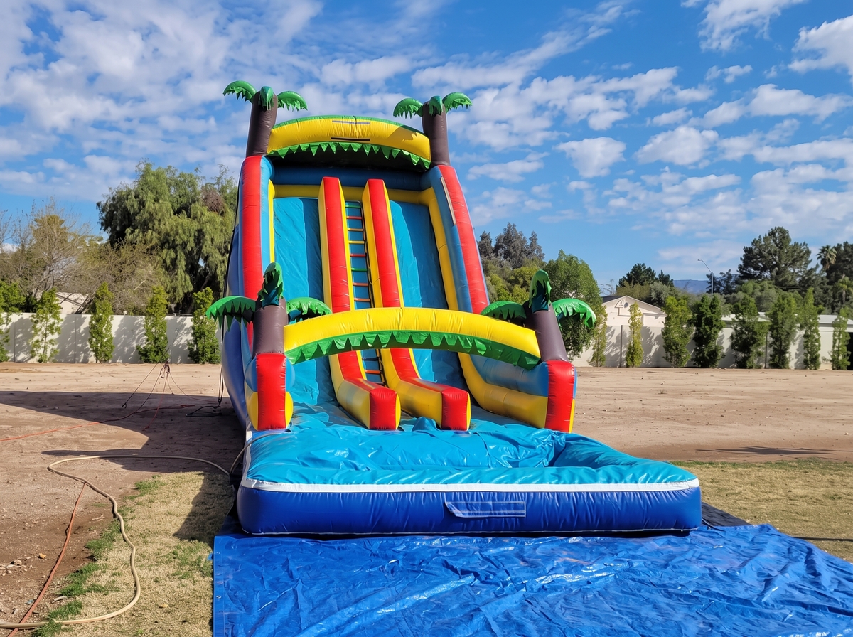 24ft Tropic Thunder Water Slide (Double Lane) in Chandler