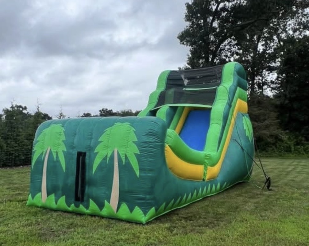 16 Ft Tropical Wet/Dry Slide in Sewell